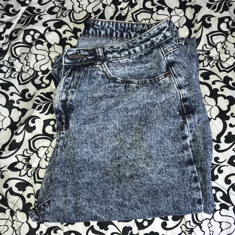 High waist acid wash mom jeans